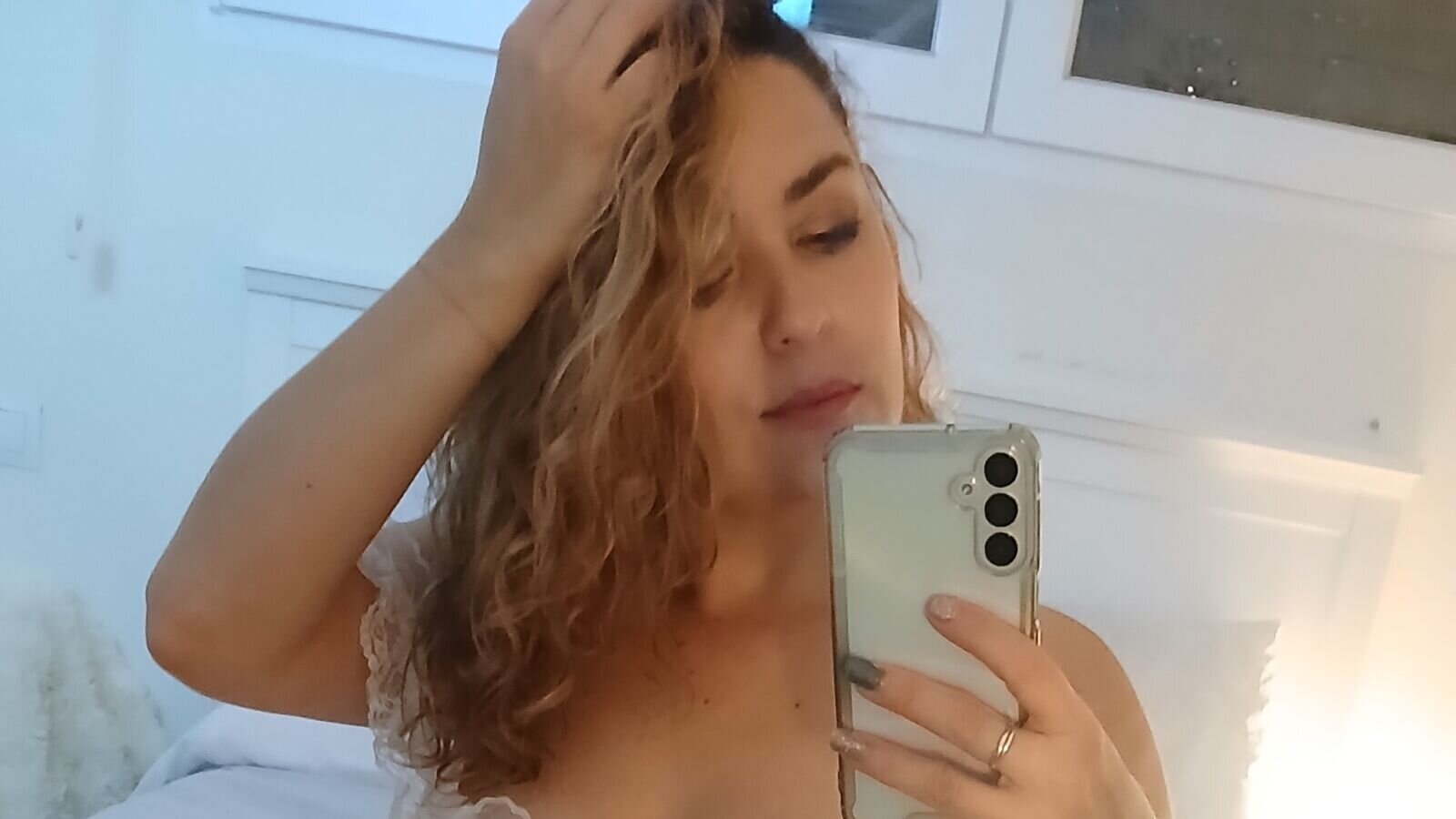 dayanaBlue